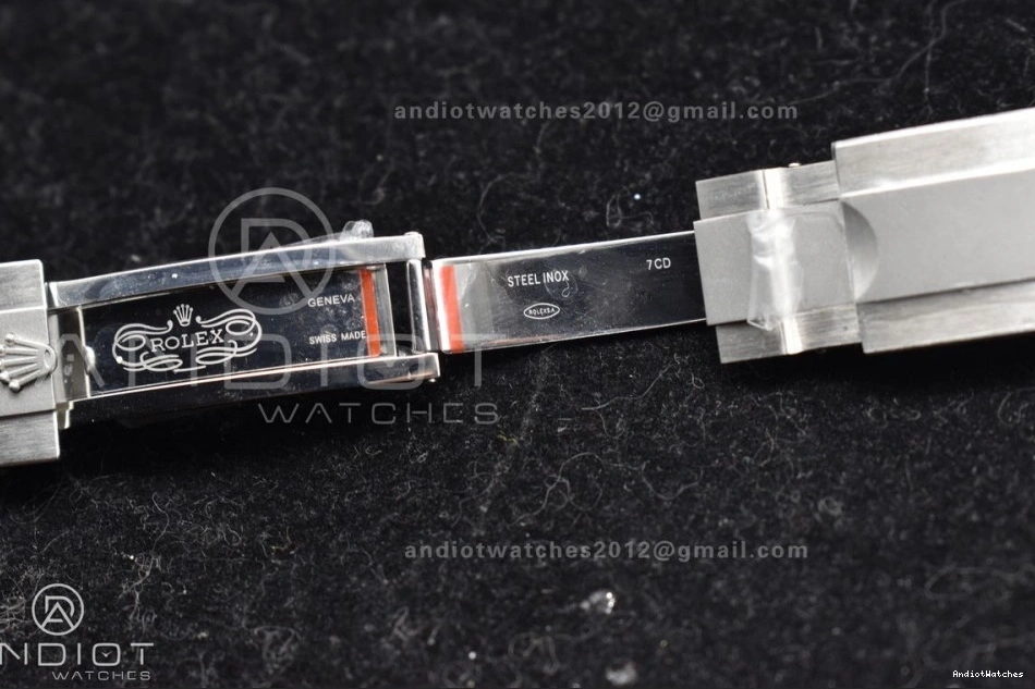 Daytona on SS Dial ADGF SS Edition 825 Black White Bracelet Best Comfortable A 1114